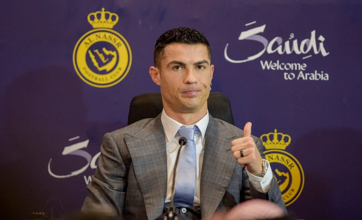 Jhon Duran chia tay Al-Nassr: Rời đi vì không chịu nổi "cái bóng" của Ronaldo?