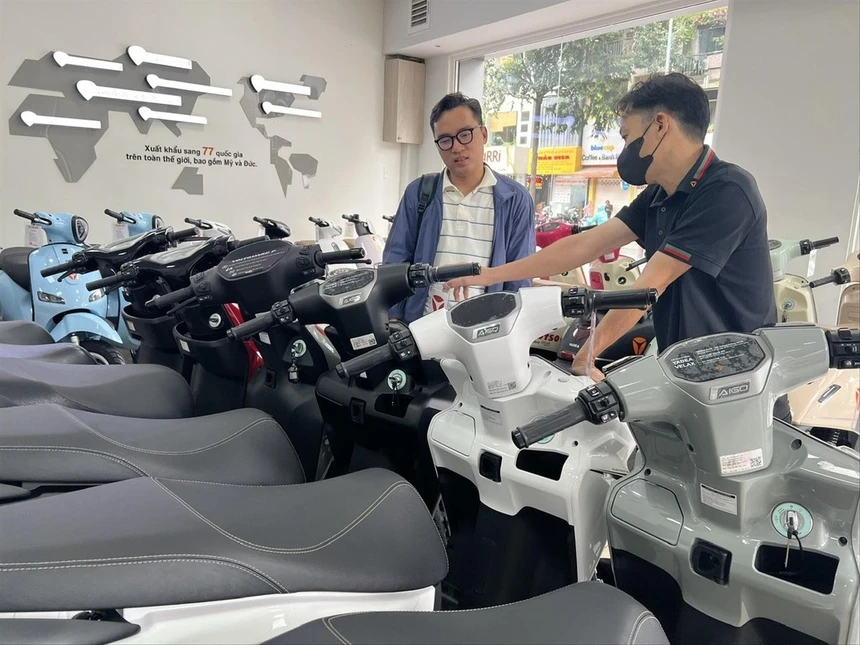TP.HCM Hỗ Trợ Đổi Xe Điện: Miễn Lệ Phí, Hoàn Thuế và Vay Không Thế Chấp