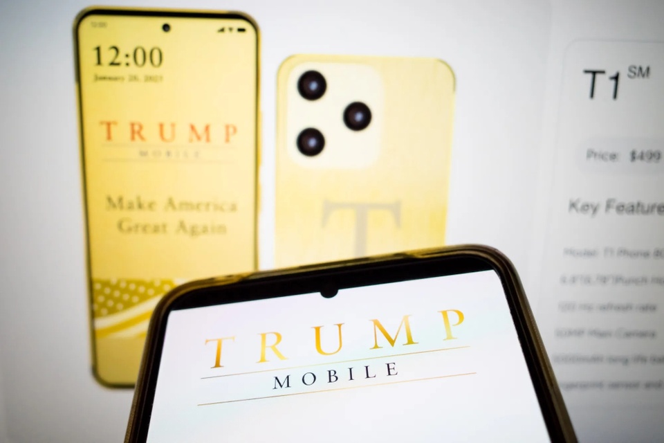 Trump Mobile bị chế nhạo